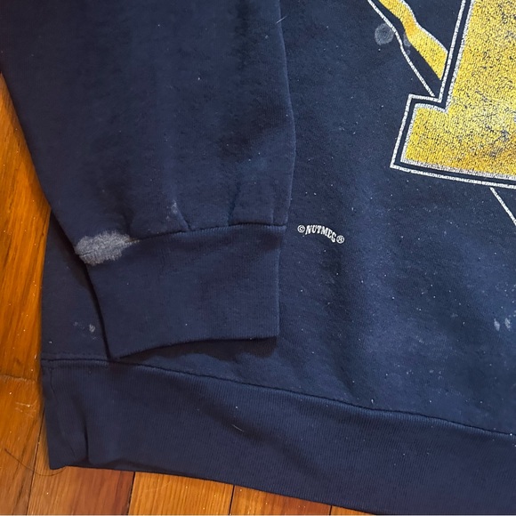 Vintage University of Michigan Wolverines Crewneck Sweatshirt Made in USA - Picture 4 of 8